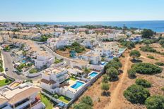 Villa in vendita a Albufeira e Olhos de Água Distrito de Faro Albufeira