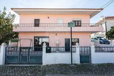 Villa in vendita a Loures Lisbona Loures