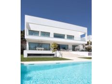 Casa di lusso di 850 mq in vendita Marbella, Spagna