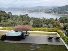 Prestigiosa casa in affitto Valle de Bravo, Messico