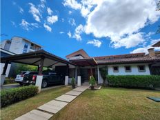 Prestigiosa casa in vendita Curridabat, Costa Rica