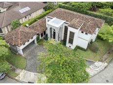 Prestigiosa casa di 1062 mq in vendita San Rafael, Costa Rica