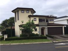 Prestigiosa casa in vendita Carlos María Ulloa, Costa Rica