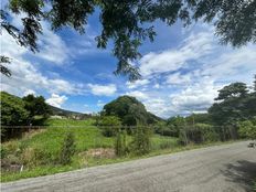 Terreno in vendita a Santa Ana Provincia de San José Santa Ana