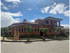 Casa di lusso in vendita a Heredia Provincia de Heredia Cantón de Heredia