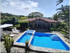 Prestigiosa casa in vendita Garabito, Provincia de Alajuela