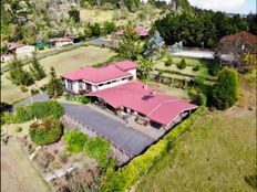 Casa di lusso in vendita Ochomogo, Costa Rica