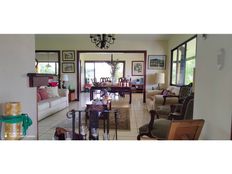 Casa di lusso in vendita a San Josecito Provincia de Heredia San Isidro