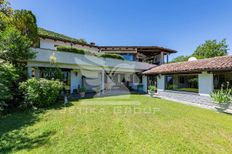 Esclusiva villa di 330 mq in vendita Pura, Svizzera