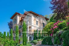Villa di 670 mq in vendita Curio, Ticino