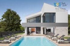 Prestigiosa casa di 400 mq in vendita Medulin, Istria