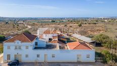 Villa in vendita a Albufeira e Olhos de Água Distrito de Faro Albufeira