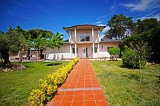 Villa in vendita a Sils Catalogna Girona