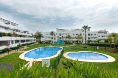 Appartamento di prestigio in affitto Estepona, Spagna