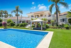 Prestigiosa villa di 890 mq in vendita Marbella, Spagna