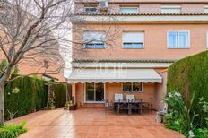 Prestigiosa Casa Semindipendente di 280 mq in vendita Bétera, Spagna