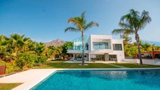 Villa di 209 mq in vendita Marbella, Spagna