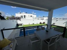 Prestigiosa Casa Semindipendente di 253 mq in vendita Alhaurín de la Torre, Andalusia