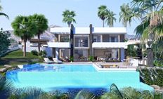 Villa di 535 mq in vendita Estepona, Spagna