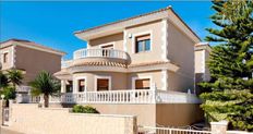 Prestigiosa villa di 135 mq in vendita, Torrevieja, Comunitat Valenciana