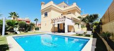 Villa in vendita a Torrevieja Comunità Valenciana Provincia de Alicante