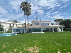 Prestigiosa villa di 805 mq in vendita Marbella, Andalusia