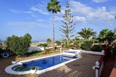 Prestigiosa villa di 300 mq in vendita, Adeje, Isole Canarie