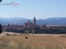 Casa Semindipendente di 315 mq in vendita Segovia, Spagna