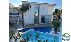 Prestigiosa casa di 174 mq in vendita Empuriabrava, Catalogna