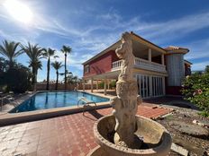 Prestigiosa villa di 579 mq in vendita Torrevieja, Comunità Valenciana