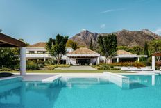 Prestigiosa villa di 2227 mq in vendita Marbella, Andalusia