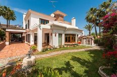 Villa di 700 mq in vendita Alhaurín de la Torre, Andalusia