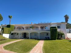 Prestigiosa villa di 440 mq in vendita, Nerja, Andalusia