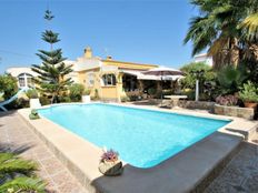 Villa in vendita a Torrevieja Comunità Valenciana Provincia de Alicante