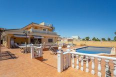 Prestigiosa villa in vendita Torrevieja, Comunità Valenciana