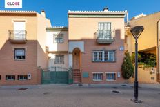 Prestigiosa casa di 260 mq in vendita Granada, Spagna