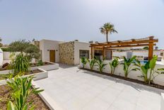 Prestigiosa villa di 190 mq in vendita, Torrevieja, Comunità Valenciana