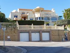 Esclusiva villa di 680 mq in vendita Benalmádena, Spagna