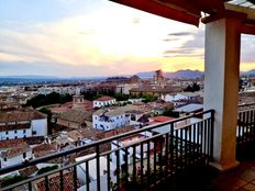 Casa Semindipendente di 197 mq in vendita Granada, Spagna