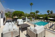 Prestigiosa villa di 447 mq in vendita, Marbella, Andalusia