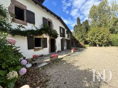 Casa di 280 mq in vendita Saint-Pée-sur-Nivelle, Francia