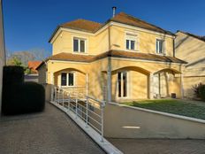 Casa di lusso in vendita a Ozoir-la-Ferrière Île-de-France Seine-et-Marne