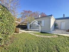 Casa di lusso in vendita a Saint-Médard-en-Jalles Nouvelle-Aquitaine Gironda