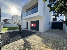 Casa di lusso di 160 mq in vendita Almada, Distrito de Setúbal