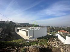 Casa di 300 mq in vendita Santo Tirso, Oporto