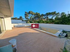 Prestigiosa casa di 150 mq in vendita Almada, Portogallo