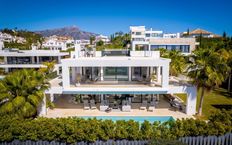 Prestigiosa villa di 701 mq in vendita, Marbella, Spagna