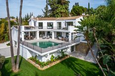 Prestigiosa villa di 352 mq in vendita, Estepona, Spagna