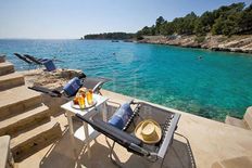 Villa in vendita a Brac Split-Dalmatia 