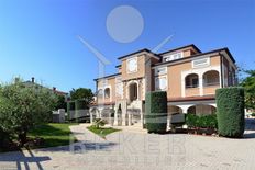 Prestigiosa villa di 551 mq in vendita Funtana, Istria